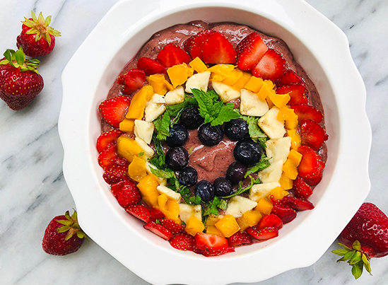 Colourful Berry Rainbow Smoothie Bowl